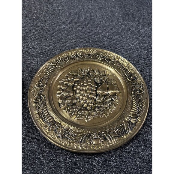 Luxurious Gold Charger Plates Set of 2 Antique Design 14" Dinnerware Table Decor - Picture 5 of 11
